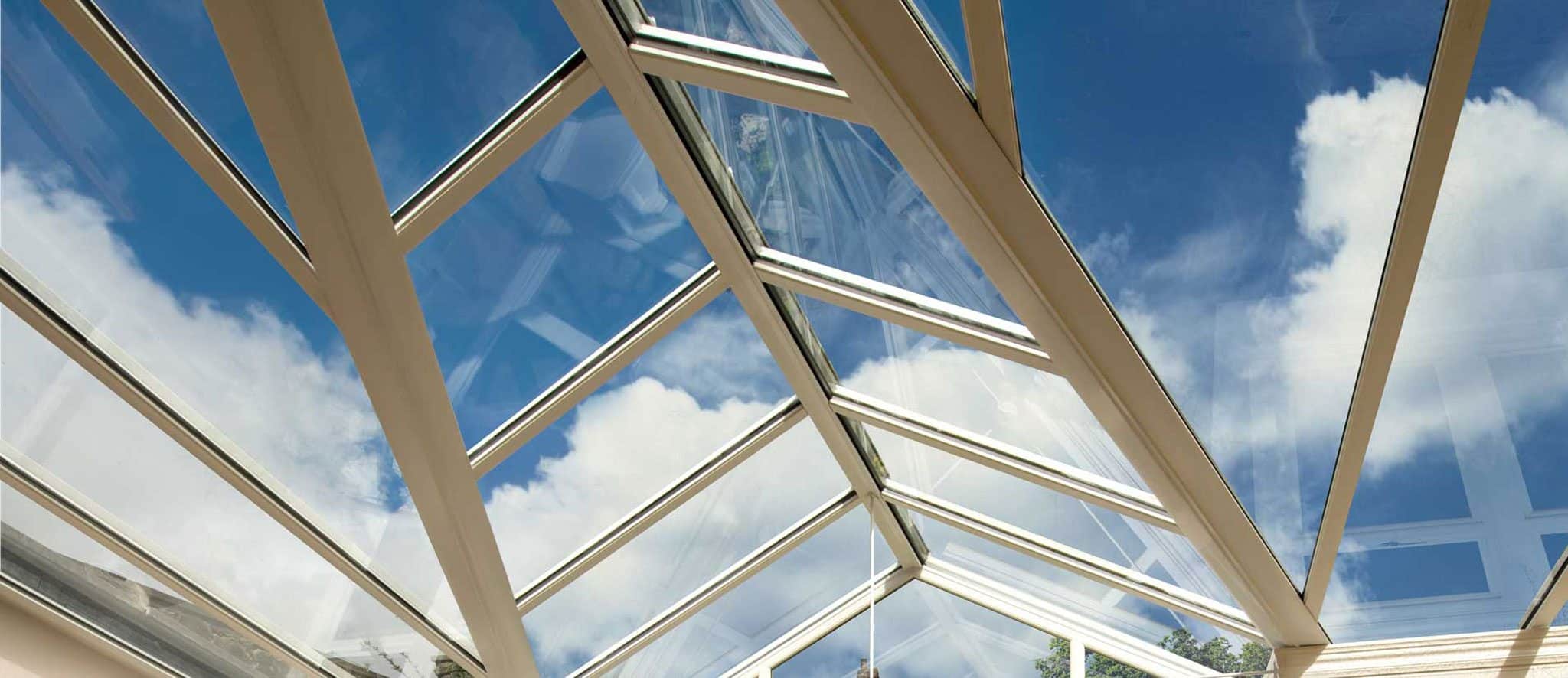 SMARTGLASS®. Intelligent glazing for next generation orangeries.
