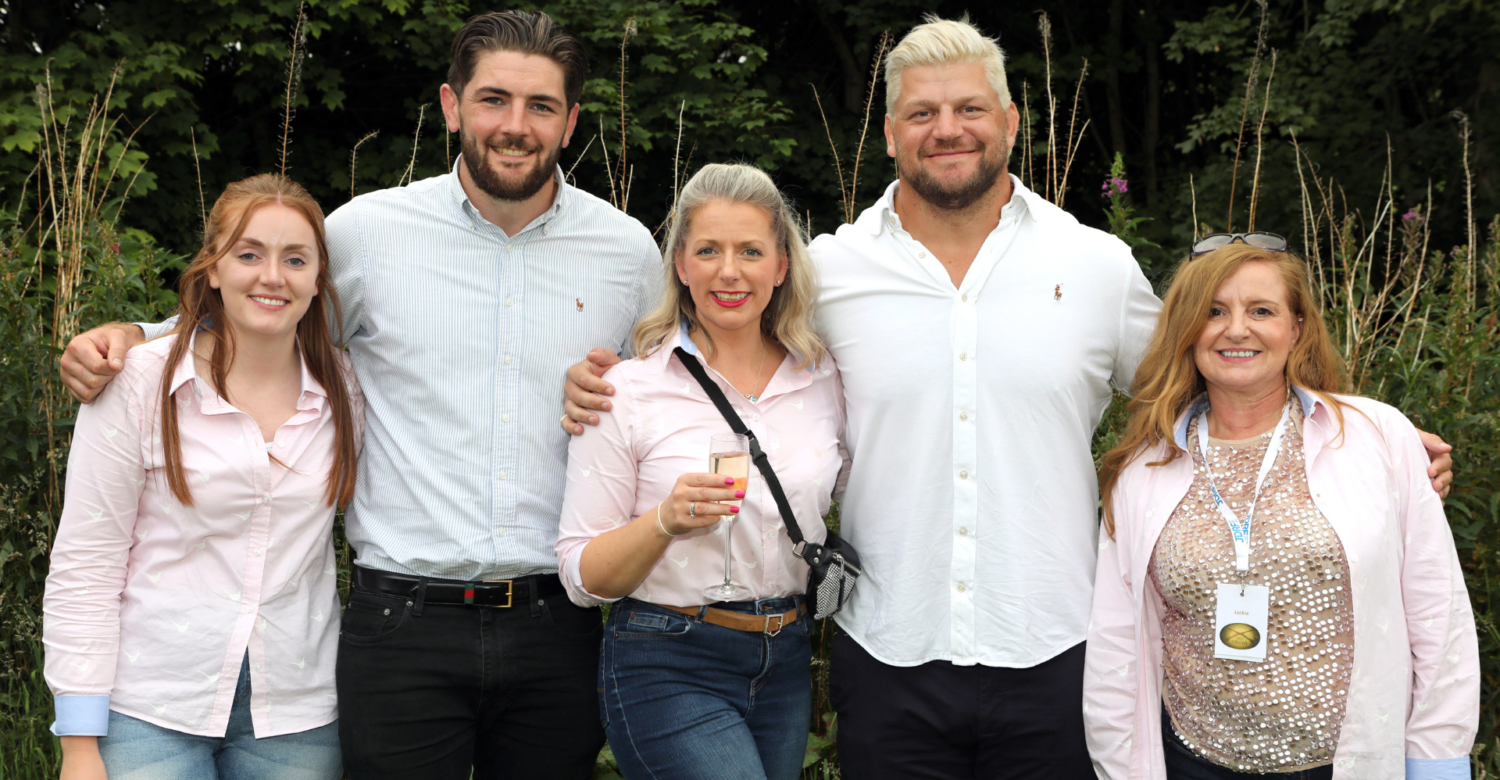 Glasgow Warriors Players Ally Miller and Oli Kebble with volunteers Jennifer Spence, Pauline McGeevor and Jackie Gilmour