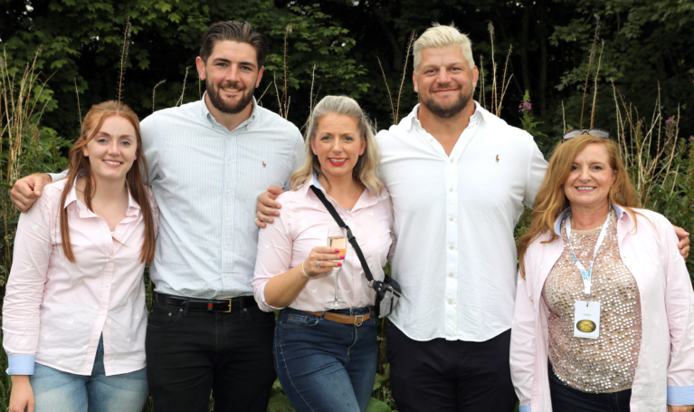 Glasgow Warriors Players Ally Miller and Oli Kebble with volunteers Jennifer Spence, Pauline McGeevor and Jackie Gilmour