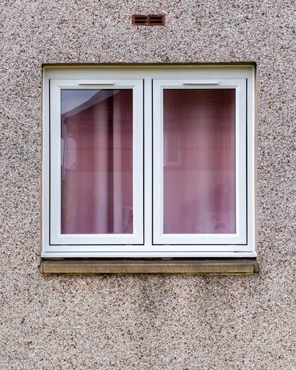 Commercial_CaseStudies_Clydebank_WhiteGeorgianPVCuDoor_External_30-10-2025_07_v1_result