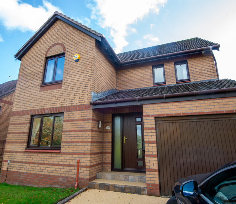Murphy_FullHouse_External_Landscape