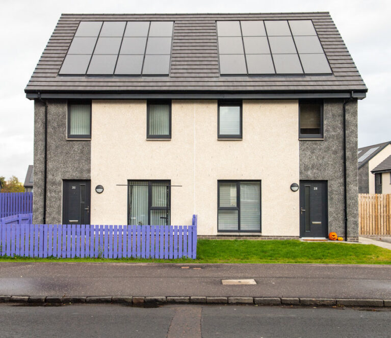 Commercial_CaseStudies_NewBuild_Cullross_Dundee_AnthraciteGrey_03