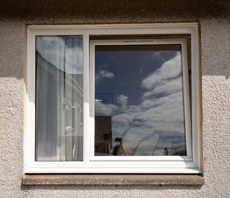McLaren_Tilt_Turn_Window-External_White_Finish