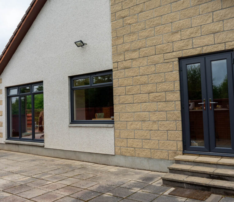 Lopez_Invergordon_AnthraciteGreyWhite_CasementWindows_FrenchDoors_ExternalView_SideElevation_After